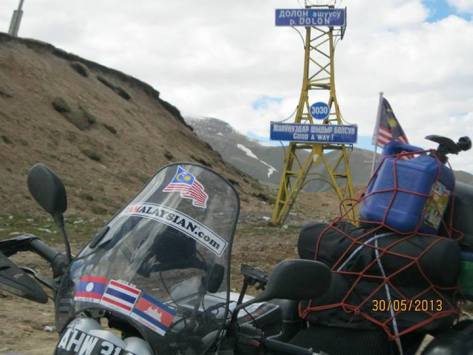 426704_10151888441787345_1857807400_n