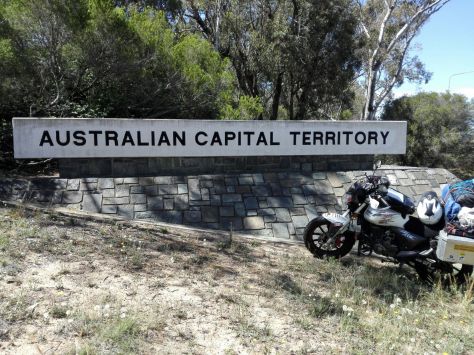 Anak Johor Australia Canberra 1